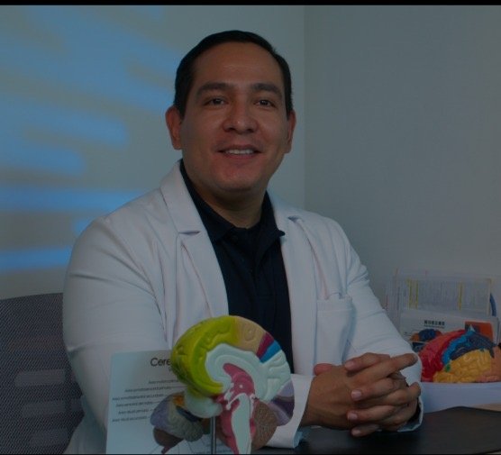 Roberto Almaraz
